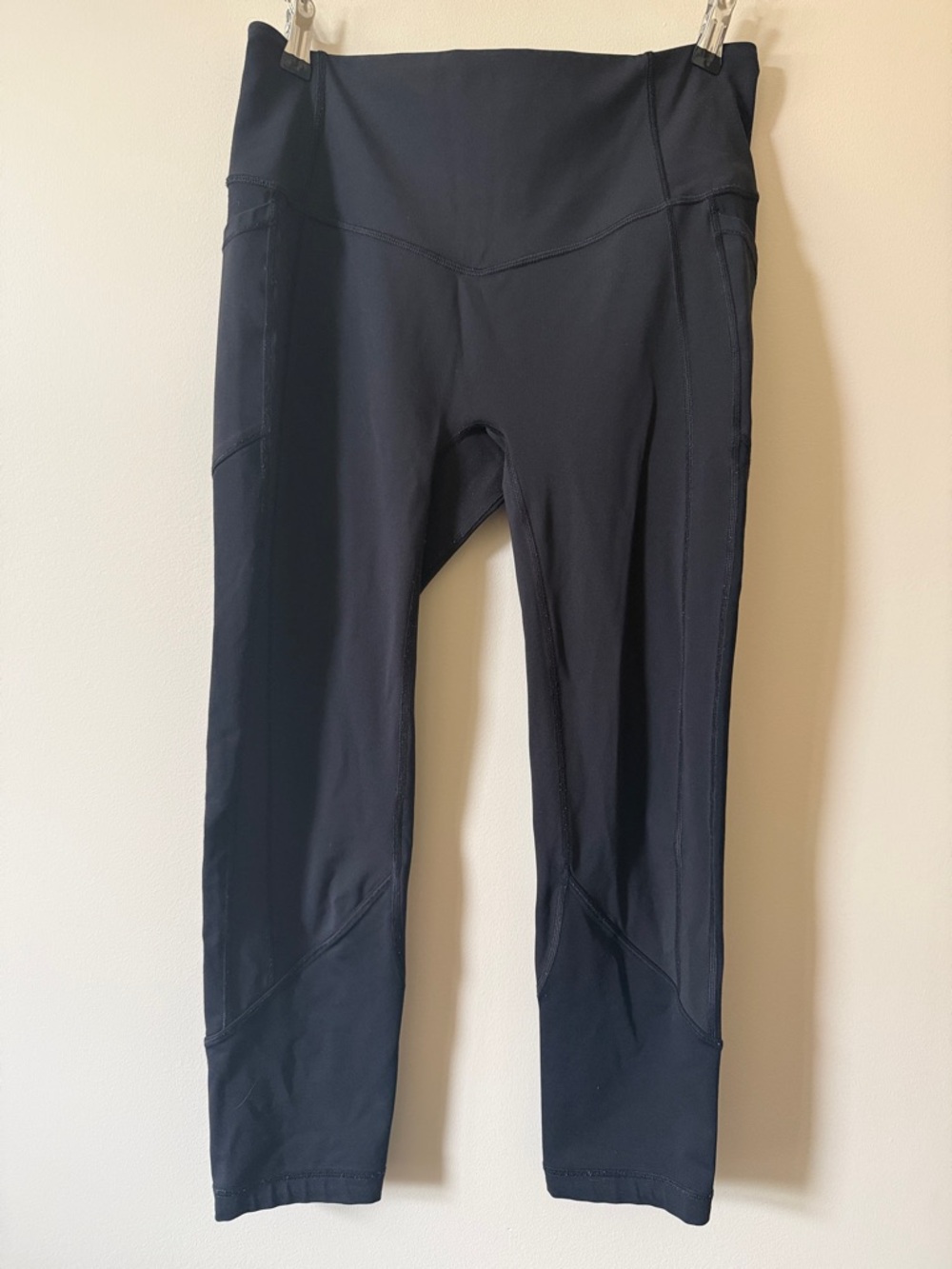 Lululemon High Waist Black Leggings with pockets